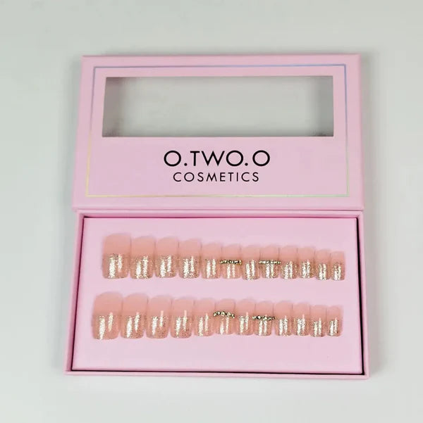 O.TWO.O Magenta Nail Art 24 Pcs